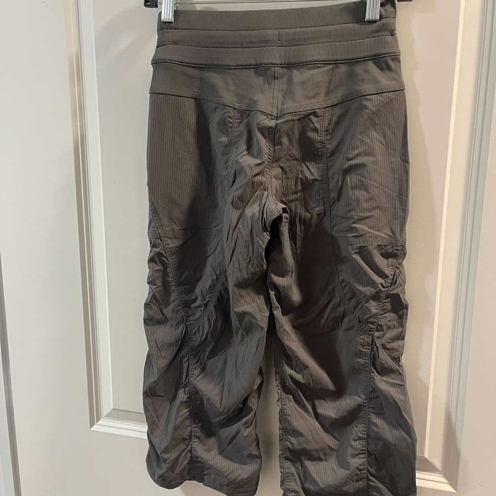 Gray Drawstring Cargo Pants Lululemon Dance Studio The Drawstring Is Missing - Picture 6 of 7